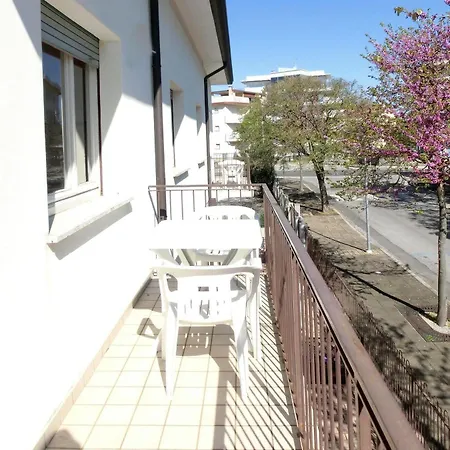 Ferienwohnung Bianca Lignano Sabbiadoro Exterior foto